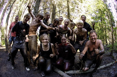 Dagtocht survivalen met de leerlingen in de Ardennen.